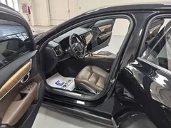 2022 Volvo S90, чёрный — фото 11