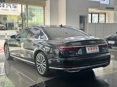 2021 Audi A8L 50 TFSI quattro Luxury, чёрный — фото 13