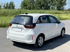 2023 Honda Fit 1.5L CVT, белый — фото 4