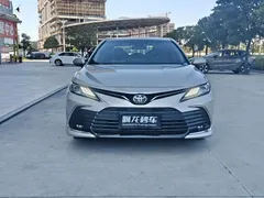 2021 Toyota Camry 2.0G Luxury — фото 2