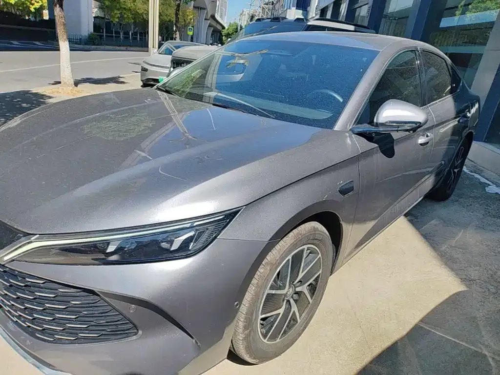 2025 BYD Qin L PHEV Smart Driving 120km Leading