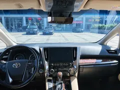 2021 Toyota Alphard Hybrid 2.5L Luxury, белый — фото 9