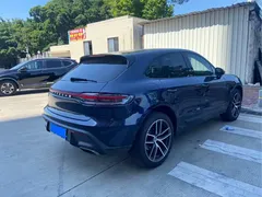 2022 Porsche Macan 2.0T, синий — фото 4