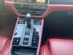 2022 Porsche Macan 2.0T, синий — фото 9