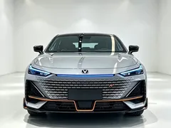 2022 Changan UNI-V 1.5T Sport — фото 2