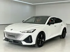 2022 Changan UNI-V 1.5T Premium, белый — фото 1