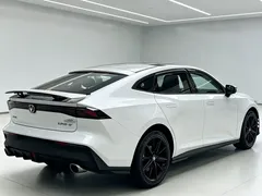 2022 Changan UNI-V 1.5T Premium, белый — фото 4