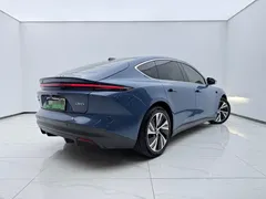 2022 Nio ET5 75kWh, синий — фото 4