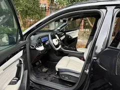 2023 Geely Atlas L 1.5TD Hi F Super, чёрный — фото 8