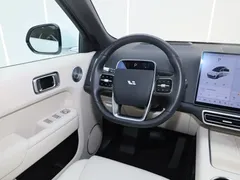2025 Li Auto L8, белый — фото 36