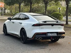 2023 Changan UNI-V 1.5T Sport, белый — фото 9