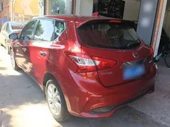 2021 Nissan Tiida 1.6L CVT — фото 5