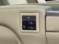 2021 Toyota Alphard Hybrid 2.5L Luxury, белый — фото 11