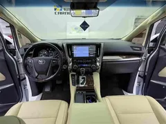 2021 Toyota Alphard Hybrid 2.5L Luxury, белый — фото 12