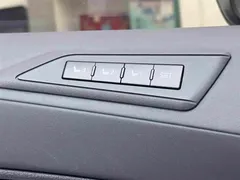 2021 Toyota Alphard Hybrid 2.5L Luxury, белый — фото 15