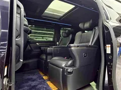 2021 Toyota Vellfire 2.5L Hybrid HV Ultimate, чёрный — фото 11