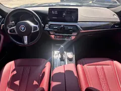 2021 BMW 5 Series 525Li M Sport Package, чёрный — фото 8