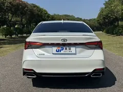 2022 Toyota Avalon 2.5L Luxury, белый — фото 5