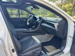 2022 Toyota Avalon 2.5L Luxury, белый — фото 11