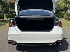 2022 Toyota Avalon 2.5L Luxury, белый — фото 19
