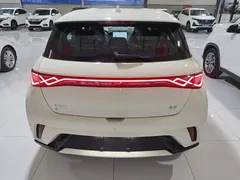 2025 BYD Dolphin 420km Freedom — фото 6