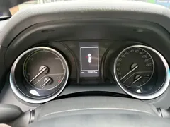 2021 Toyota Camry Hybrid 2.5HGVP Leading, белый — фото 18