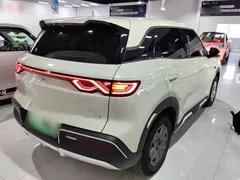 2025 BYD Yuan UP Smart Driving 401km Vitality, зелёный — фото 7
