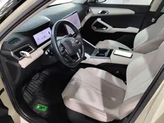 2025 BYD Yuan UP Smart Driving 401km Vitality, зелёный — фото 15