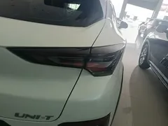2022 Changan UNI-T 1.5T Sport Premium, белый — фото 8
