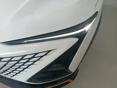 2022 Changan UNI-T 1.5T Sport Premium, белый — фото 24