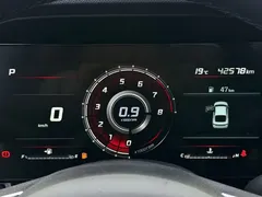 2022 Hyundai Elantra 1.5L CVT LUX Premium, белый — фото 14