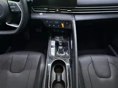 2022 Hyundai Elantra 1.5L CVT LUX Premium, белый — фото 17