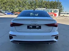 2022 Audi A3L Limousine 35 TFSI Luxury Sport, белый — фото 15