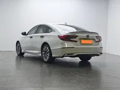 2022 Honda Accord 2.0L Hybrid, белый — фото 4