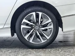 2022 Honda Accord 2.0L Hybrid, белый — фото 9