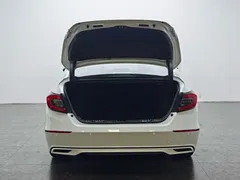 2022 Honda Accord 2.0L Hybrid, белый — фото 12