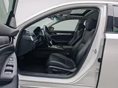 2022 Honda Accord 2.0L Hybrid, белый — фото 14