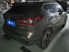 2022 Nissan Qashqai 2.0L CVT XV Prem Luxury — фото 3