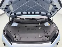 2024 Nio ET5T 75kWh Touring, синий — фото 9