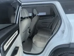 2023 Geely ICON 1.5TD, белый — фото 11