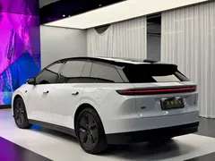 2025 Li Auto i6 2WD Standard, белый — фото 12