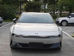 2025 Xpeng P7 702 Long Range Ultra — фото 2