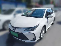 2021 Toyota Corolla Hybrid 1.8L E-CVT Elite, белый — фото 1