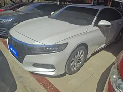 2018 Honda Accord 260TURBO Luxury, белый — фото 1