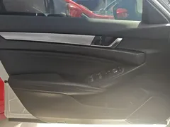 2018 Honda Accord 260TURBO Luxury, белый — фото 7