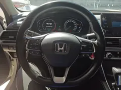 2018 Honda Accord 260TURBO Luxury, белый — фото 15
