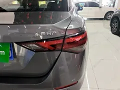 2022 Nissan Sylphy 1.6L XL CVT Enjoy — фото 8