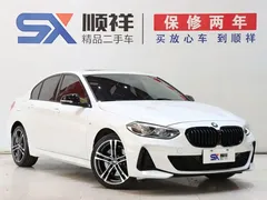 2021 BMW 1 Series 125i M Sport Night Edition, белый — фото 3