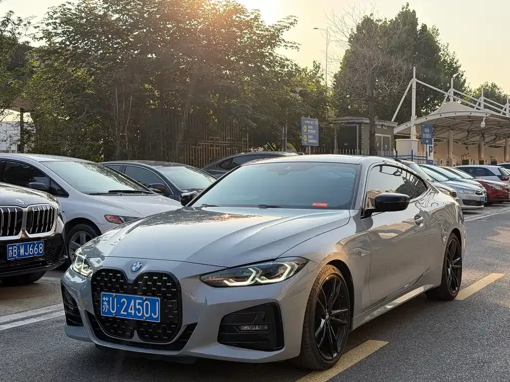 2023 BMW 4 Series 425i M Sport Night Package