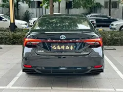 2022 Toyota Avalon 2.5L Luxury, чёрный — фото 3